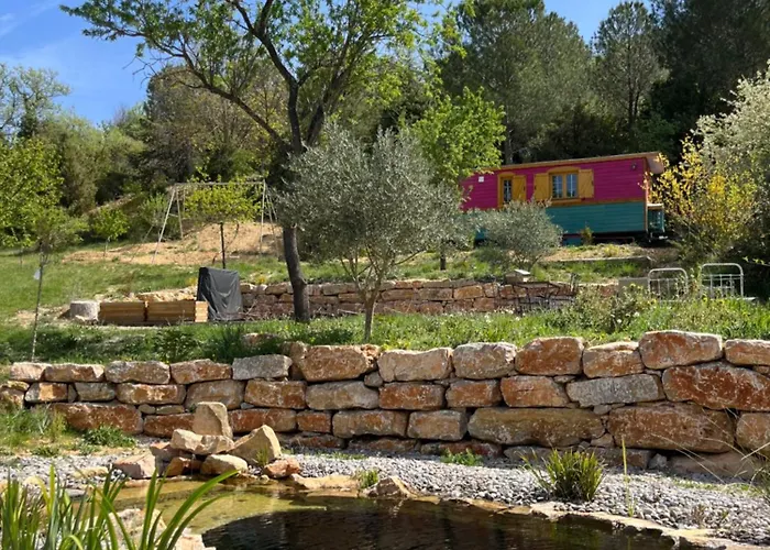 Roulotte Bohème En Provence, Terra Luna, *