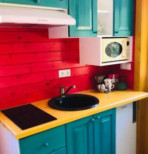 Roulotte Bohème En Provence, Terra Luna,