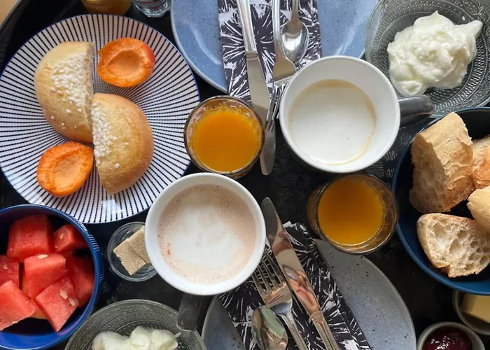 Séjour à la campagne Roulotte Bohème En Provence, Terra Luna,